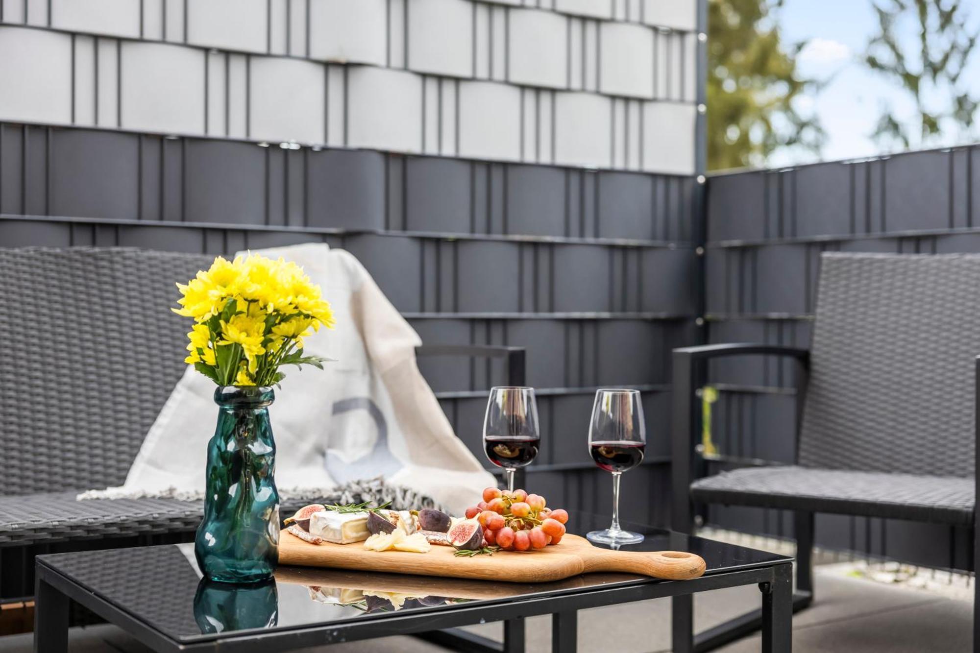 Svyvo Siegburg - Cozy Serviced Apartments Near Cologne & Bonn Esterno foto