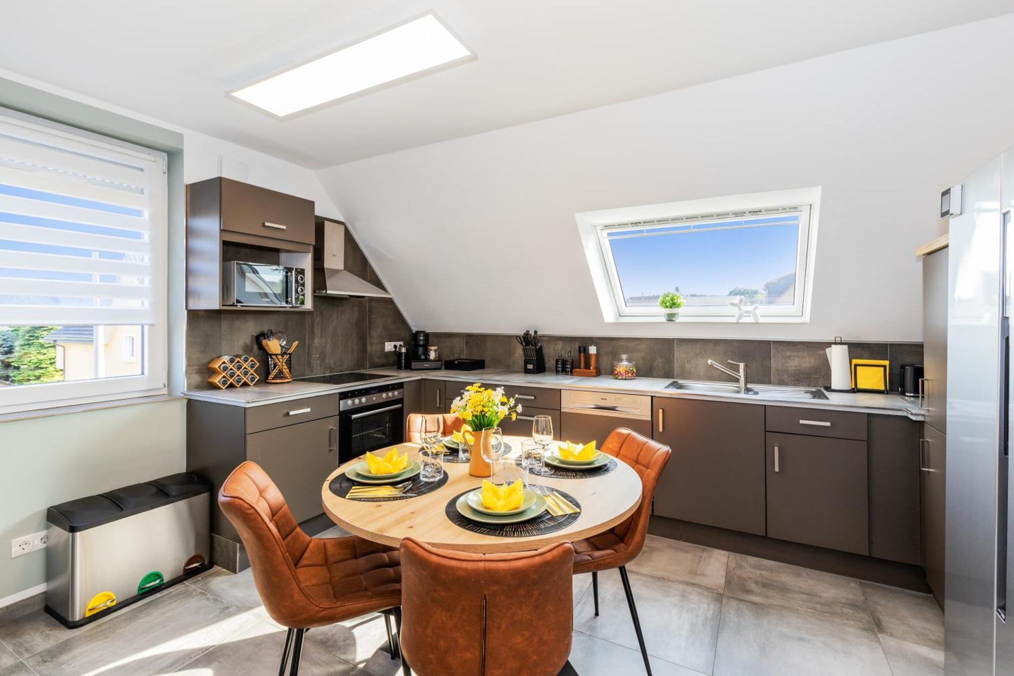 Svyvo Siegburg - Cozy Serviced Apartments Near Cologne & Bonn Esterno foto